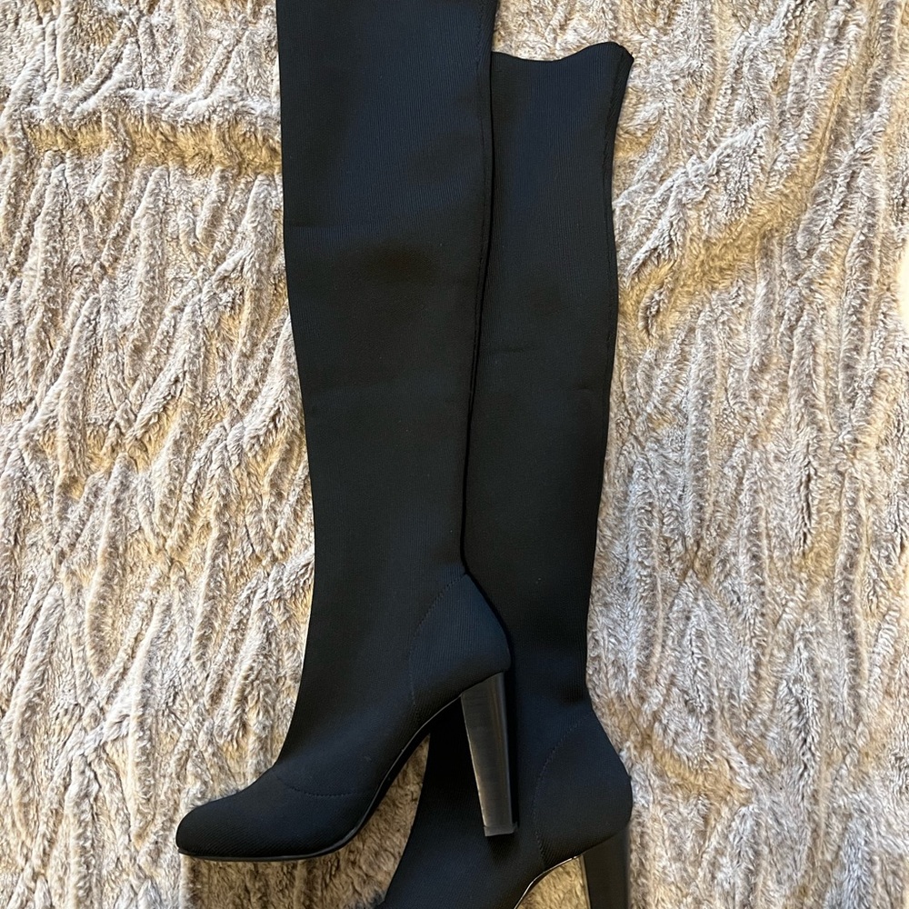 Black Knee-High Women's Boots